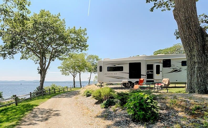 1searchR's tweet photo. Moorings Oceanfront Resort has views to die for.
Check out America's Most Scenic RV Resorts- https://t.co/fxo3zMHx4o
#rvresortsandcampgrounds #rvresort #rvfulltime #rvresorts #rvpark #rvtravel #rvcampground #rvadventure #rvmodels #rvroadtrip #rvgoals #rvresortsusa https://t.co/HJWMZDnYox