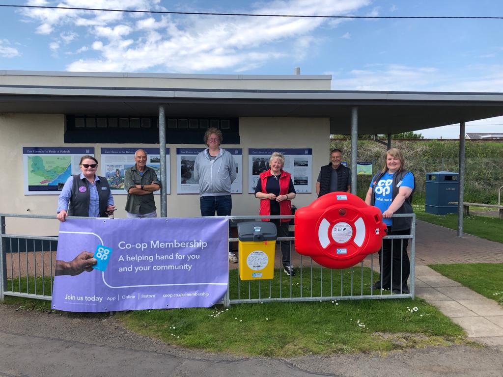 DebbieR98767293's tweet photo. Had an amazing afternoon with Easthaven who are 1 of our local causes being shown their new lifesaving equipment @KirstyEzady @mccarthy_1888 #ItsWhatWeDo https://t.co/BIxWdRm6gj