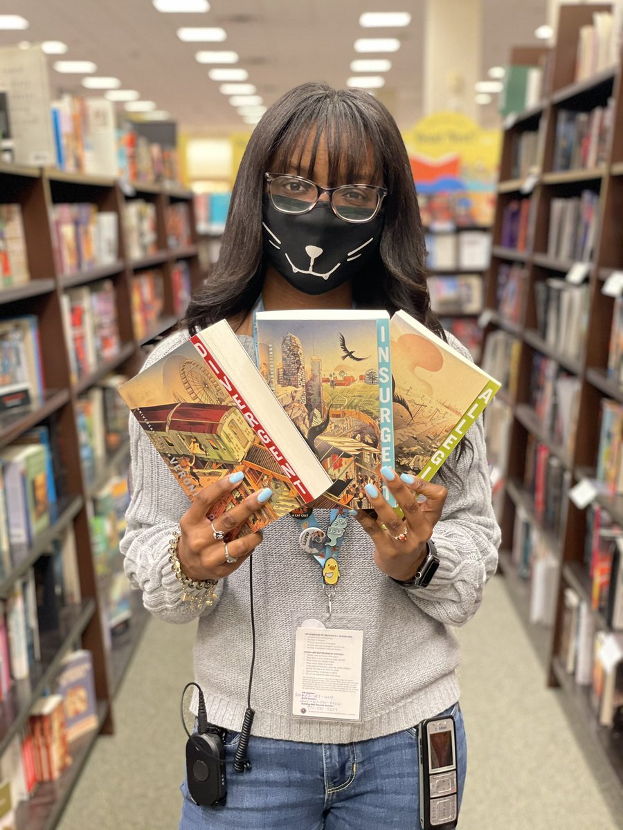 BNFirewheel's tweet photo. Come Check out the new covers of the #Divergent series by Veronica Roth!! We can’t get enough of this amazing art! #bnfirewheel #garland #firewheeltowncenter #bookstagram #books #booklover #readerlife https://t.co/kM0BvRD7Nk