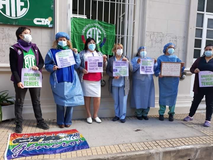 RodolfoArrechea's tweet photo. #3J #NiUnaMenos
📣 "A pesar de la pandemia y como lo venimos haciendo desde hace 6 años, pusimos  a circular con fuerza, de manera masiva y colectiva, las demandas de todo el movimiento feminista y transfeminista", dijo @ClarisaGambera https://t.co/1P2cKOp41P