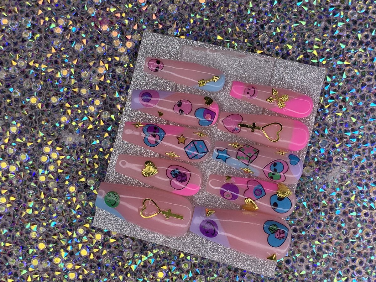 shania615's tweet photo. LUXURY PRESSNGO 💅🏽💞 #NiaNaildit! Fmoi: @nianaildit_ I will be accepting new clients for full sets soon 🥰 go tap in 😘 https://t.co/jRq6lgULYC