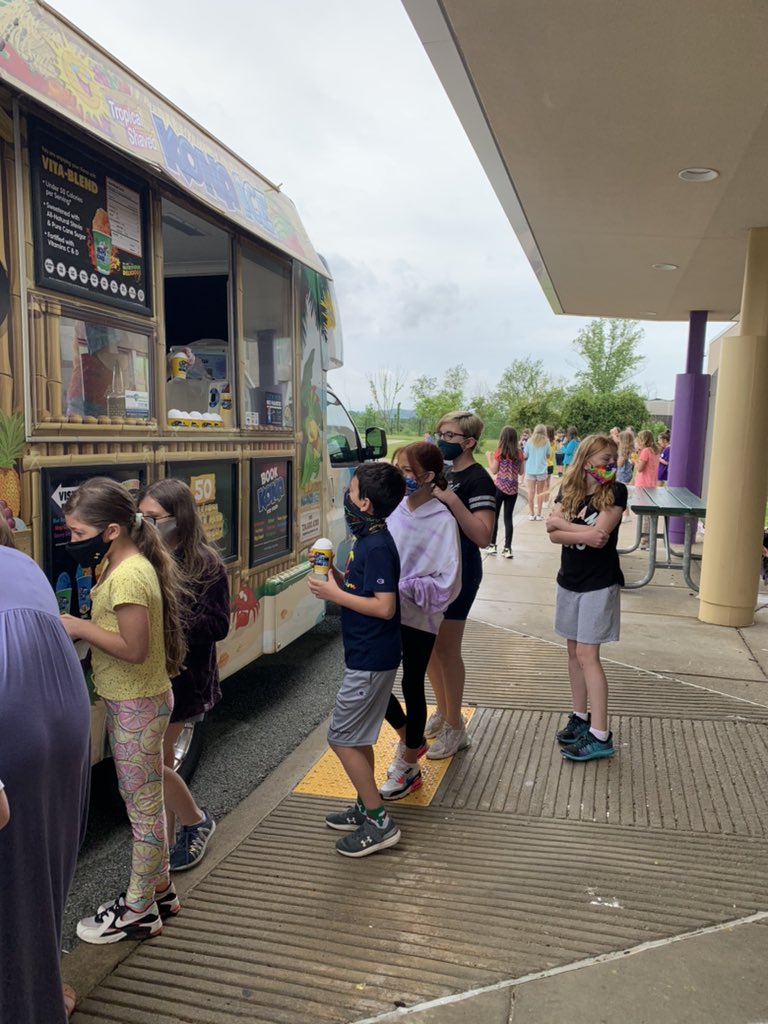 Thank you to our PTO for the KONA Ice treat today! Not even a few raindrops can dampen their excitement!