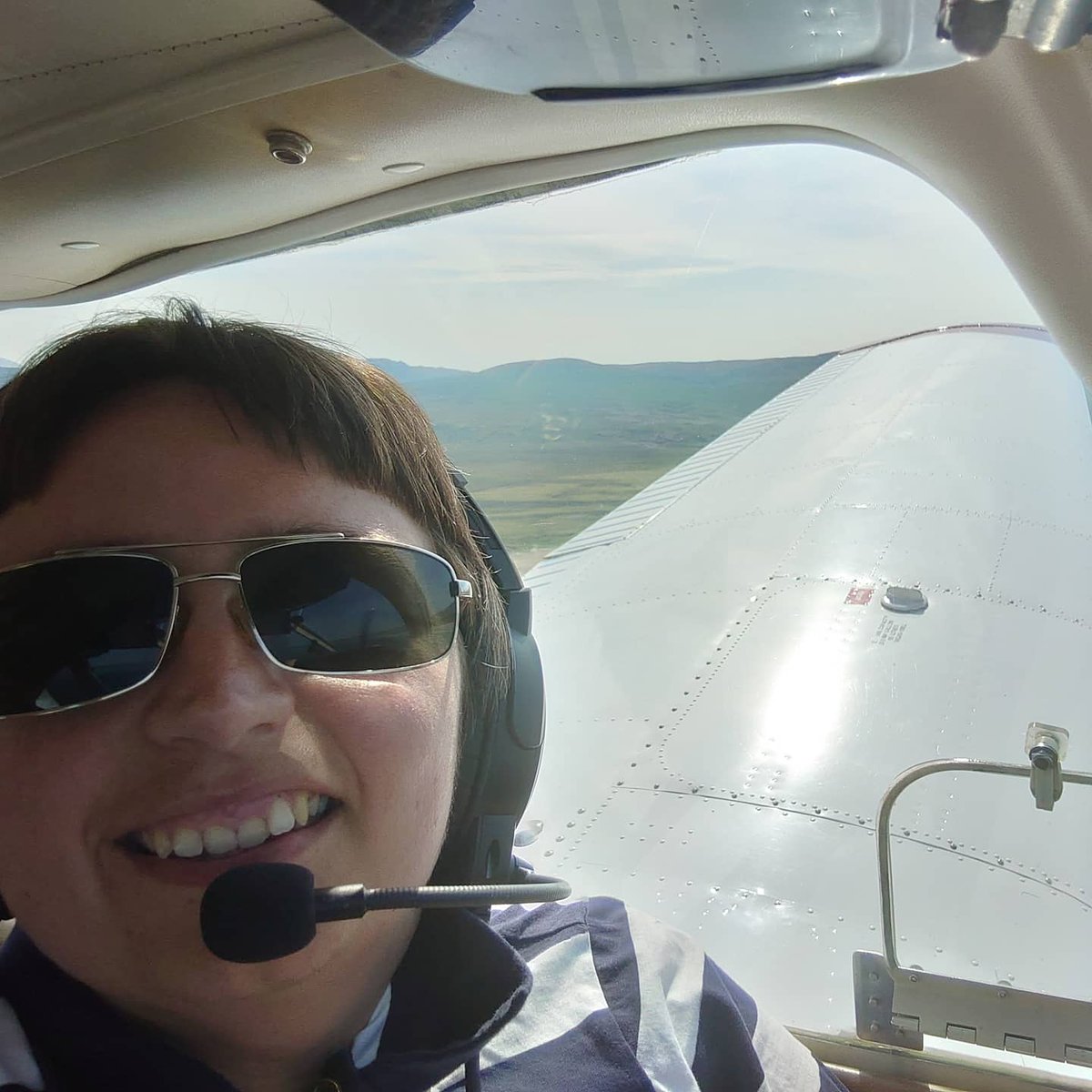 emmabull88's tweet photo. Hour building complete ✅ amazing 4 day trip to Scotland it has been, got to see so many things 😁 massive thanks to @flywithfreedom for another great trip looking forward to my next one 😀 now time to get my head get my head back in atpls📚👩‍✈️#modularpilot #hourbuilding https://t.co/3KMPgwe5UO