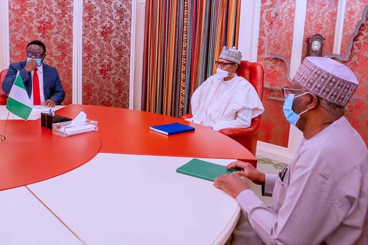 yunusxonline's tweet photo. President Buhari receives New APC Governor of Cross River State, Governor Ben Ayade. https://t.co/2n7mJc3iKz