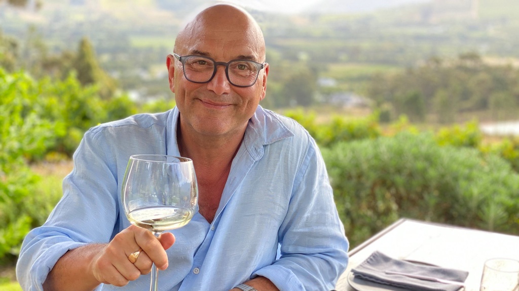Home House (@homehouselondon) on Twitter photo Sunnier days have finally arrived and we'll be celebrating with an intimate supper hosted by our good friend <a href="/GreggAWallace/">Gregg Wallace</a>, expect fabulous food & lashings of good humour! The Best of British Summer Dishes with Gregg Wallace, Weds 9th June, 7pm. homehouse.co.uk/.../summer-dis… Sunnier days have finally arrived and we'll be celebrating with an intimate supper hosted by our good friend <a href="/GreggAWallace/">Gregg Wallace</a>, expect fabulous food & lashings of good humour! The Best of British Summer Dishes with Gregg Wallace, Weds 9th June, 7pm. homehouse.co.uk/.../summer-dis…