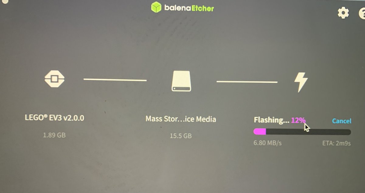 dervalo's tweet image. Just flashed an image with Etcher by @balena_io - the easiest way to write SD cards! #flashedbyetcher #ev3 #mindstorms
My life is so exciting 😂