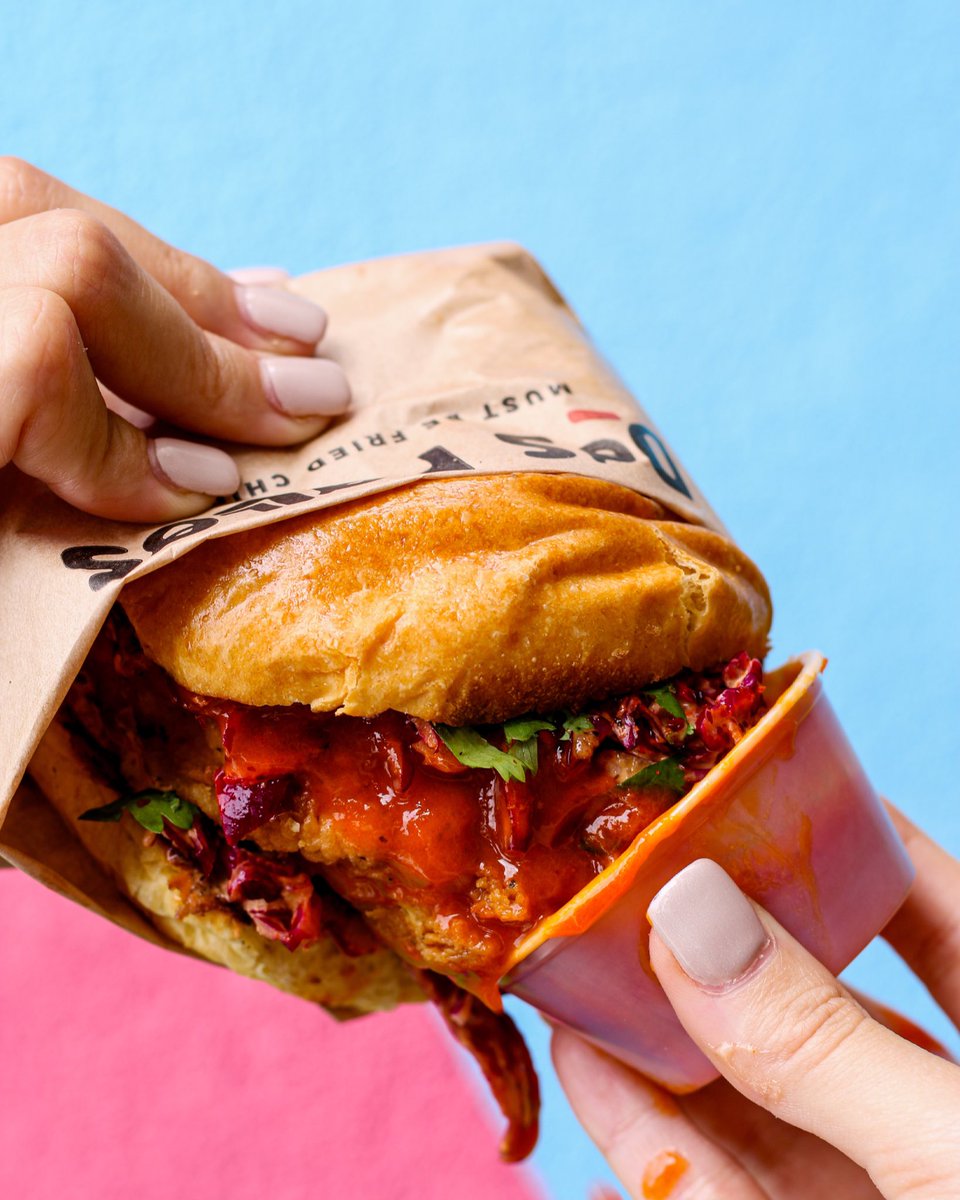 DosPollos's tweet photo. Entre más salsa mejor 🤤

. 
.
.
.
#DosPollos #FreshandOriginal #MustBeFriedChicken #Burgers  #friedchicken  #infatuation #fries #foodporn #foodie #food #foodgasm #instafood #yum #delicious https://t.co/SLBDVJydlp