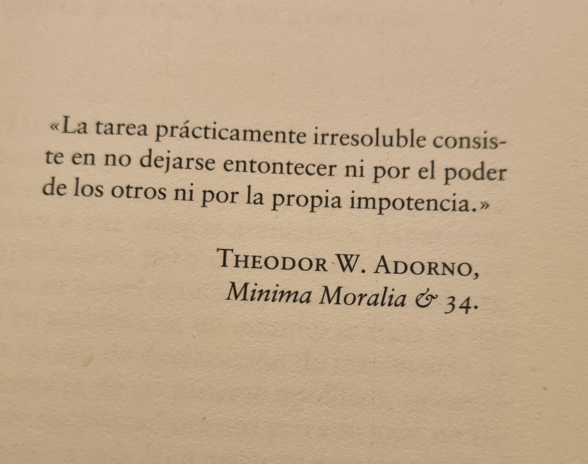 javicorrea10's tweet image. No dejarse entontecer...