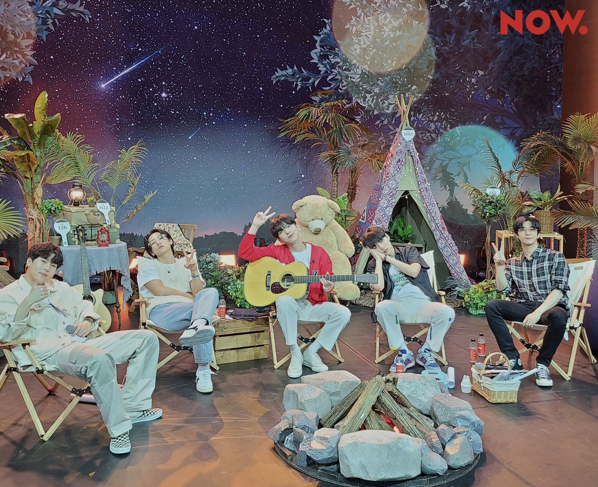 npop_zip's tweet photo. #몬스타엑스 단체예능쇼 #가보자고 첫회⭐️ 밤하늘 아래 캠핑🏕 잘 마쳤습니다. 그들에게 주어진 기타와 노래방..활용도 514%👏🏻👏🏻👏🏻👏🏻👏🏻👏🏻 #갬블러 첫주 활동 건강하게 잘 하고 다음주 목요일 밤 10시에도 나우에서 만나요! 몬애기들 있어서 행복맥스,,,💕 #MONSTAX #GAMBLER #몬엑_가보자고 #NOW온에어 https://t.co/VKjtQ5uDGC