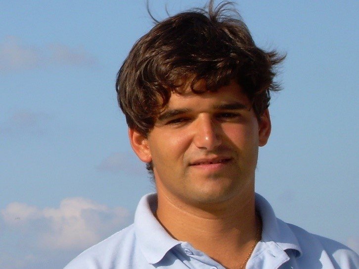 CarlosDeUrrecha's tweet photo. @HughElliottUK @Jea60930295 Ignacio Echeverría Miralles de Imperial te queremos y no te olvidaremos nunca.
Querido Ignacio, Siempre Presente. https://t.co/3MAvNm6v9I