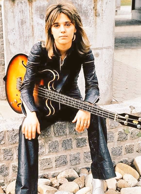 Happy birthday 
SUZI QUATRO (June 3, 1950). 