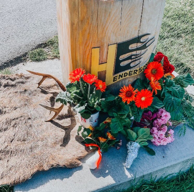 This morning our staff held space for reflection, sorrow and truth 🧡 @sd47_board