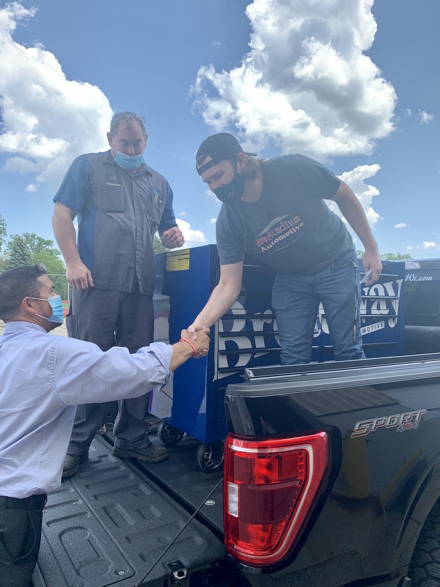 greenbayschools's tweet photo. City Stadium Auto &amp; @GBPreble student Alex Jolly was surprised this week with a "toolbox" valued at $10,500, presented by his employer @BroadwayAutoGB. After graduation, Alex will continue to work at Broadway while earning his technical diploma from @NWTC. #GBAPSProud https://t.co/4LSztcSg19