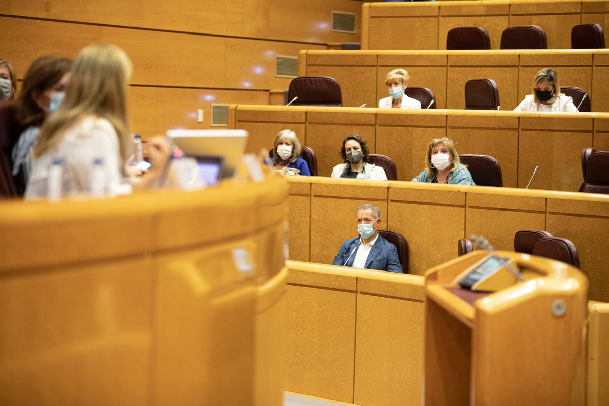 gpssenado's tweet photo. 🏛️Debate “Más Mujeres: Stems, Industria, y Empresa”, moderado por Marisa Bustinduy:
⏭️Teresa Busto, de @EsAirbus
⏭️Marta Blázquez, de @Faconauto_com
⏭️Eva Pérez, de @Lesnetworking
⏭️Teresa Riesgo, SG de Innovación de @CienciaGob
♀ Jornadas #MásMujeres en @Senadoesp https://t.co/8lvWytmkrx