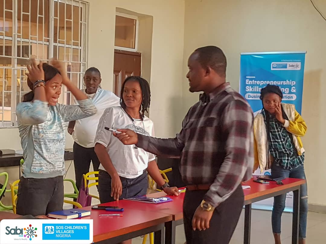 sabihubng's tweet photo. For us, nothing tops learning intersected with fun.👌👌👌
#InsideSabiHub #EITcircle #icebreakingsession https://t.co/MOsp3DF52W