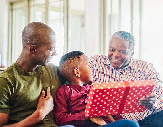 ZiffProperties's tweet photo. #CastleHillsMarket is the perfect place to pick up a great gift for dad this #FathersDay! 

Our shopping center has a ton of unique retail stores, spas, restaurants, and more! Stop by to check out what our amazing tenants have to offer! #SanAntonio https://t.co/tYWx1ufYae