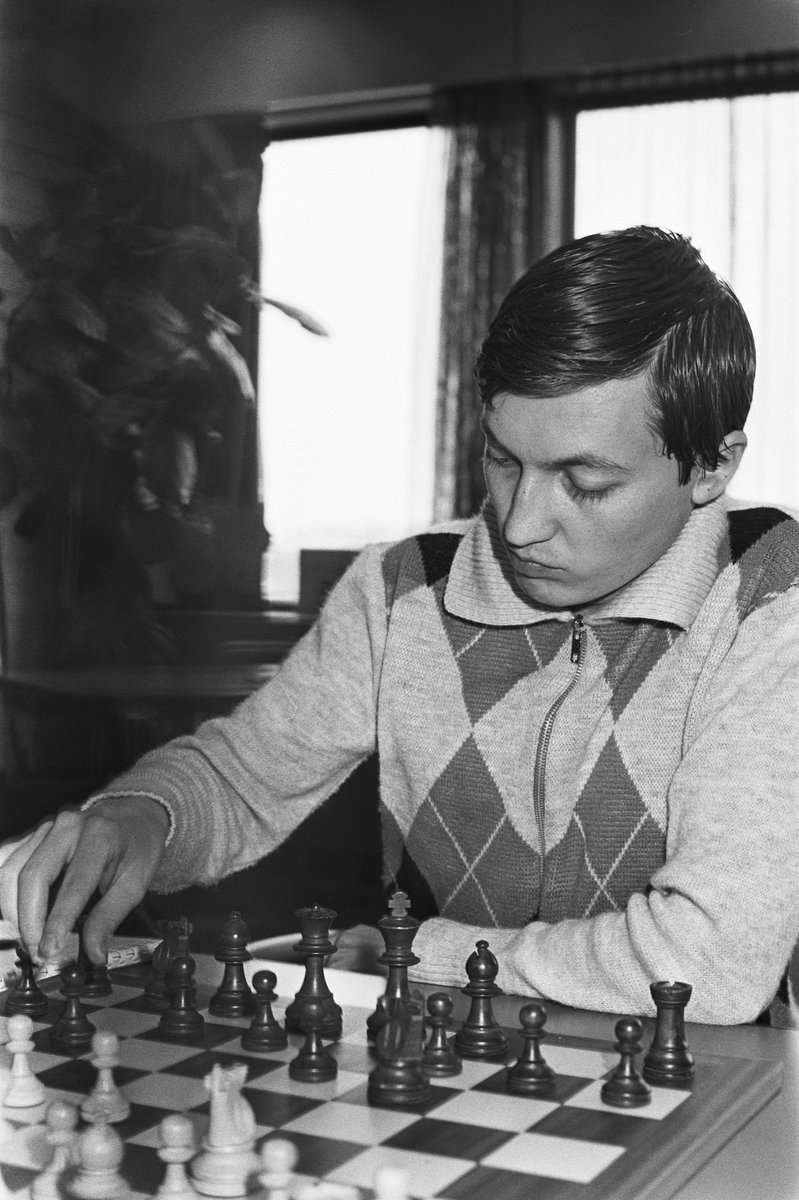 Douglas Griffin on X: Anatoly Karpov faces 12-year-old Garry