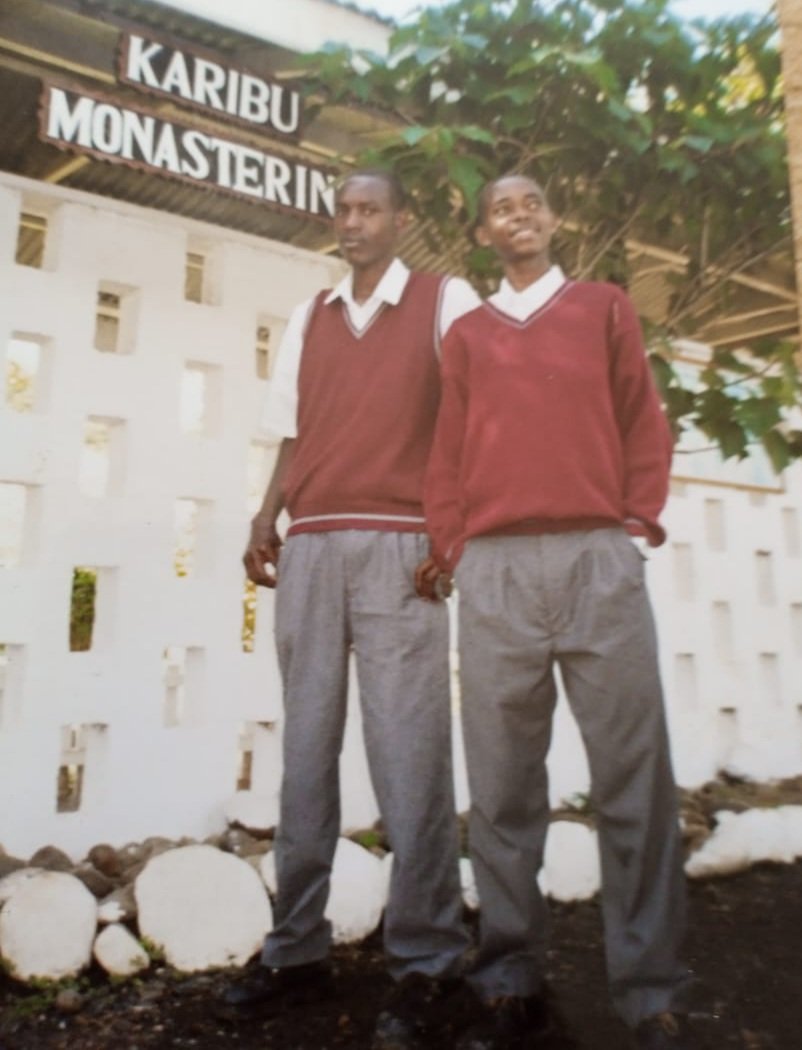 mwongelaf's tweet photo. Let's go back to 2005. YCS Treasurer. Form 4. Greetings from Nanyuki's #BenedictineMonastery.
I just recalled that I wanted to be a Catholic Priest; by now I could have almost gotten to a #Cardinal.
Don't worry about the borrowed oversize shoes @cbs_ke #TBThursday https://t.co/q1witrJu8V