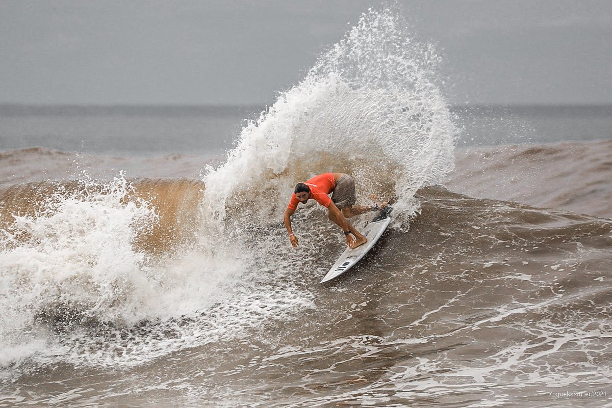 quekasurfer's tweet photo. #1Dios Bryan Pérez, avanza en el área de repechajes. Esta tarde tendrá actividad de nuevo en la quinta ronda.
@surfinglatino
@dukesurfs
@PuroSurfSV
@surfcity
@DeDeporte_ES https://t.co/ipixk9uaTI