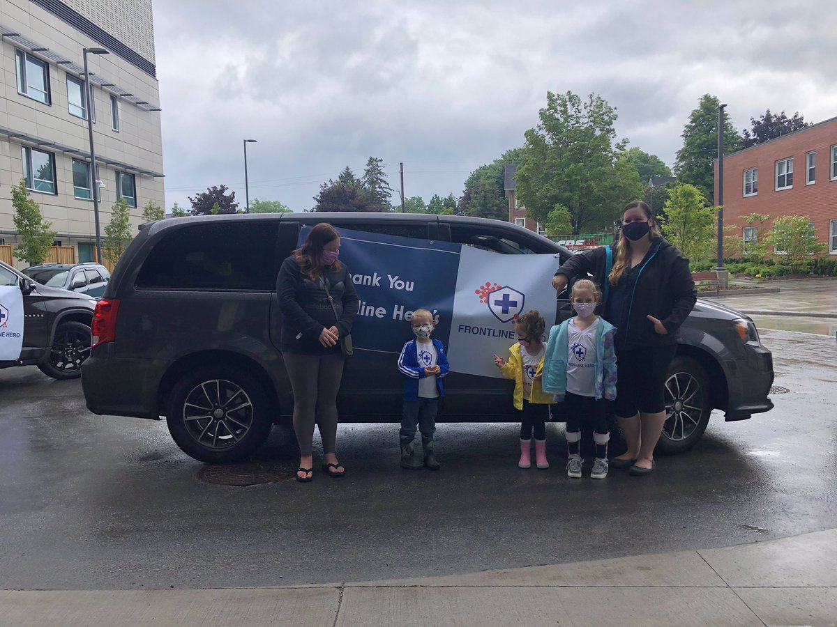 BrockvilleGener's tweet image. Thank you to Riley, Amelia and Avery (&amp;amp; their grown-ups) for delivering over 1000 #FrontlineHeroKits!

This is a beautiful community gesture. 

Your love and support motivates and encourages us. We are proud to care for our friends, families and neighbours. 

Thank you 💙💙💙