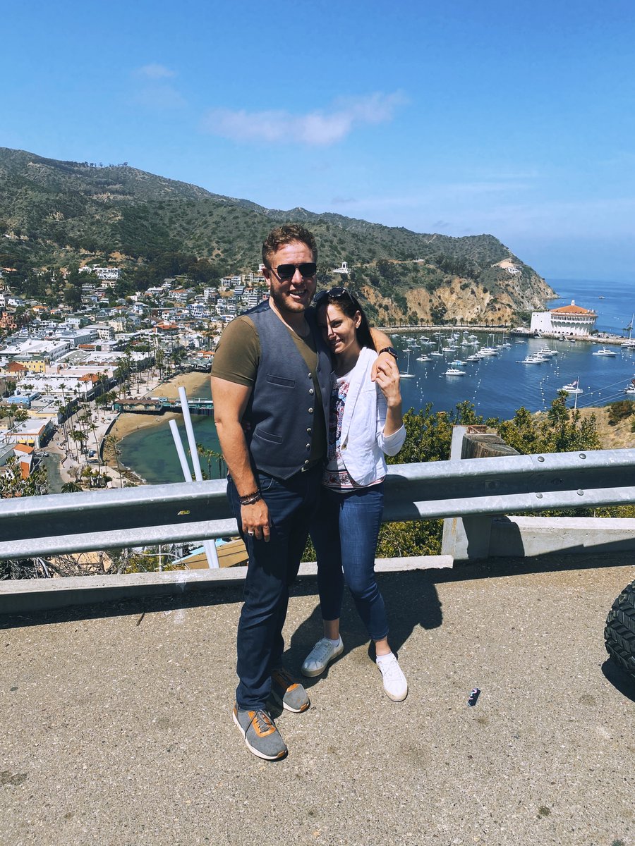 robisinthehouse's tweet photo. Stay close to someone who feels like sunshine. 🌞
#robisinthehouse #t. #downingstreetgroup #whenincalifornia #view #nature https://t.co/xiS1U3dzCE