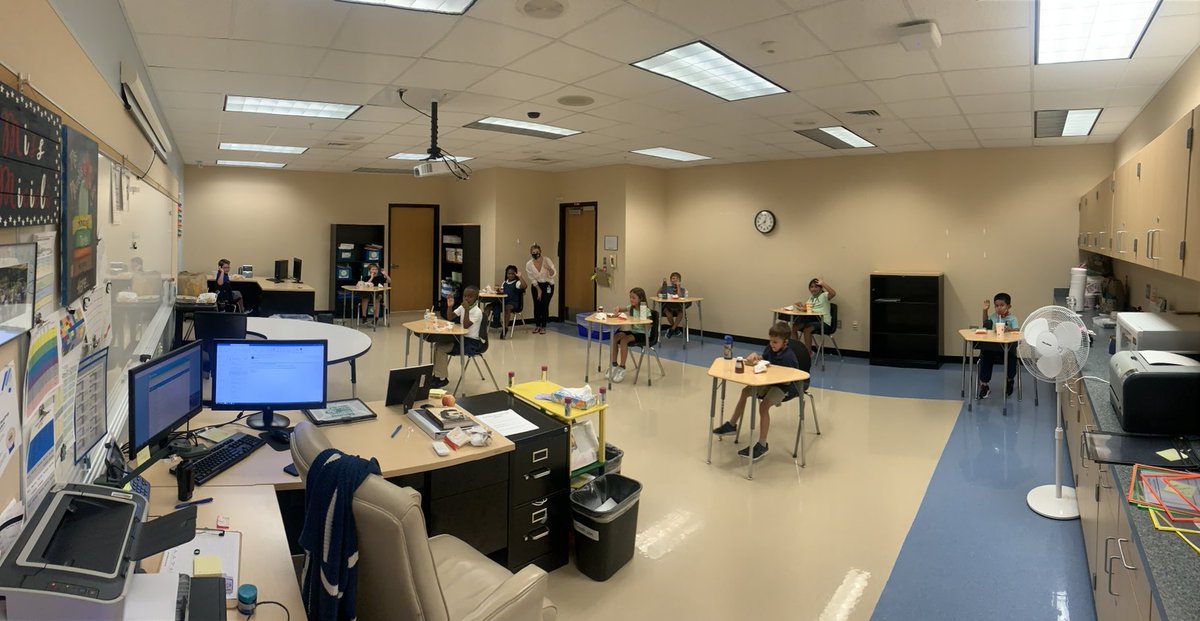 Mrs. Sanchez tweet media