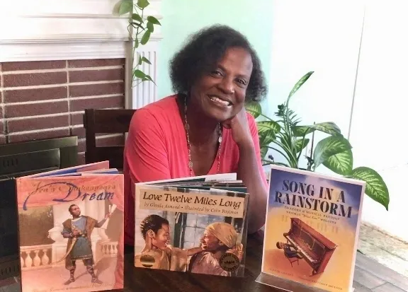 JMMontpelier's tweet photo. Make a #FamilyNight with author Glenda Armand!
https://t.co/lqmtzjrL0G
#blackhistory #blackhistoryeveryday #Juneteenth #Juneteenth2021 #OCAAHS #FrederickDouglass #childrensbooks #blackauthors #womenwhowrite #history #AmericanHistory @SavingPlaces @artscenterinorange https://t.co/nuh2AMCdew