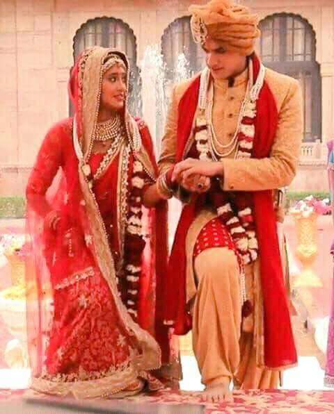 FfSapna's tweet photo. #KairaVivaah
The best ever wedding onscreen I have seen in my life  ❤
Thanks to team DKP, #YRKKH @StarPlus &amp; specially @momo_mohsin @shivangijoshi10 for portraying &amp; living all those moments as #Kaira
#MohsinKhan #ShivangiJoshi #ShiVin as Kaira r the best dulha-dulhan onscreen https://t.co/rlg5KsIrfn