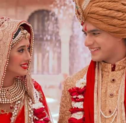 FfSapna's tweet photo. #KairaVivaah
The best ever wedding onscreen I have seen in my life  ❤
Thanks to team DKP, #YRKKH @StarPlus &amp; specially @momo_mohsin @shivangijoshi10 for portraying &amp; living all those moments as #Kaira
#MohsinKhan #ShivangiJoshi #ShiVin as Kaira r the best dulha-dulhan onscreen https://t.co/rlg5KsIrfn