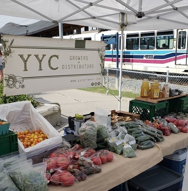 Check out our pop-up farm stands. On Wednesdays you can find us at:
📍Sunalta C-Train Station
📍Crowfoot C-Train Station
📍Varsity CA
📍 Hillhurst Sunnyside CA
calgary.ca/localfood