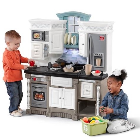 Step2UK's tweet photo. A Kitchen for all those little chefs excited to cook up some fun!
*
*
*
#step2 #step2kids #instakids #toddler #childhoodunplugged #creativeplay #indoorplay https://t.co/CrO3p7OIbD