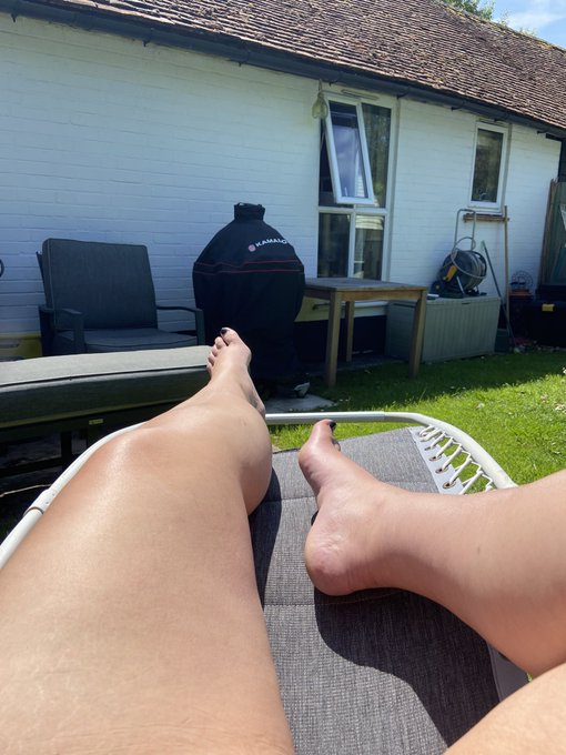 Lunchtime Legs https://t.co/SW0DSMIHJh<a href="/tag/happy"class="tags"><span>#happy</span></a><a href="/tag/chilled"class="tags"><span>#chilled</span></a><a href="/tag/content"class="tags"><span>#content</span></a>