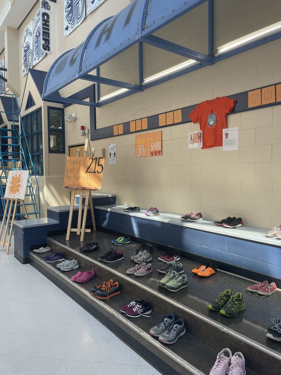 msawiseman's tweet photo. This week, @JGDChief created a space to visibly acknowledge the Tk’emlups te Secwépemc children. Young lives honouring lost lives is part of  #reconciliation through #education. 🧡 #TRC #wearecbe #cbeindigenoused https://t.co/hJm35W01FC