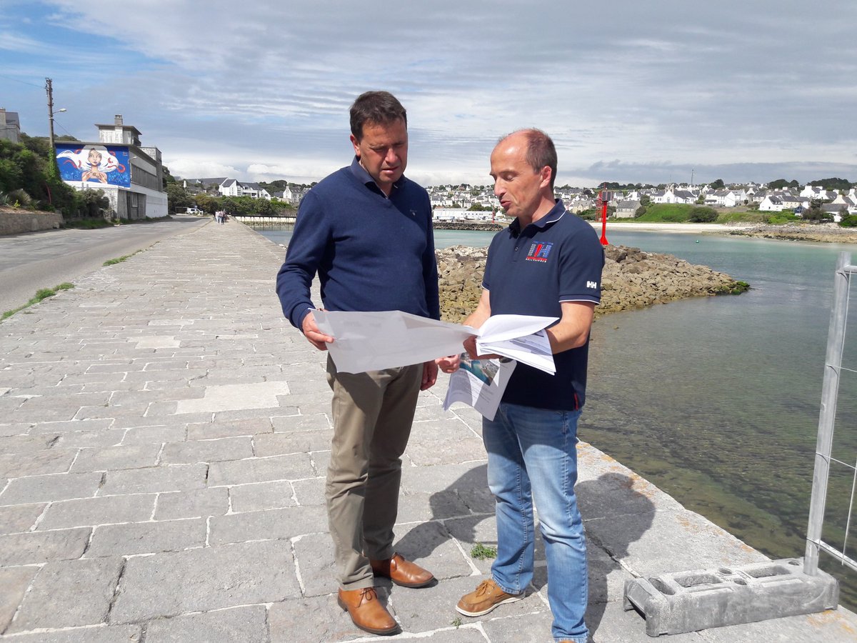 *AUDIERNE* Michaël Quernez Président du <a href="/SMPPPC/">Pêche et Plaisance de Cornouaille</a> a  fait le point sur les travaux en cours avant le Conseil portuaire : Réfection du chemin de halage : 700 m et 6500m2 de maçonnerie traités, 1M€ et 1 an de travaux  #peche #plaisance #Cornouaille <a href="/finistere_29/">Département du Finistère</a> <a href="/regionbretagne/">Région Bretagne</a>