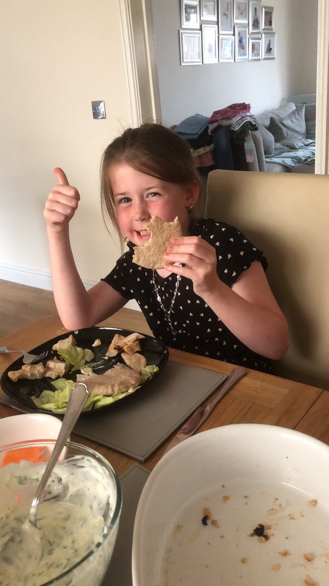 andymorton1207's tweet photo. Made chicken gyros and homemade tzatsiki tonight. Dead impressed with myself. Bella is usually a proper fussy eater but she’s loving it! #YompYompYomp https://t.co/51nAAlqa6Z
