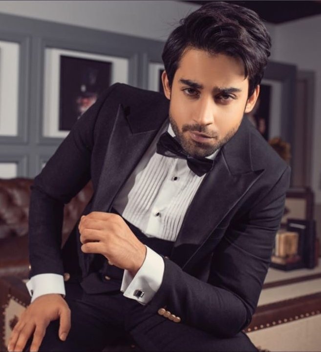 thoughtsofshaz8's tweet image. Now, no one can argue with the fact that this guy HAS to be in the #100MostHandsomeMen2021
#BilalAbbasKhan @bilalabbas_khan