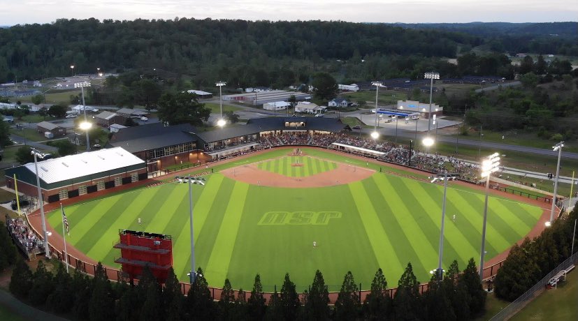 thoogerwerf6's tweet photo. Excited to announce that I’ve committed to continue my academic and baseball career at Jacksonville State University! Can’t thank my family, teammates, and coaches enough during this journey! @JSUGamecocksBB https://t.co/oYgJmw0Jjf