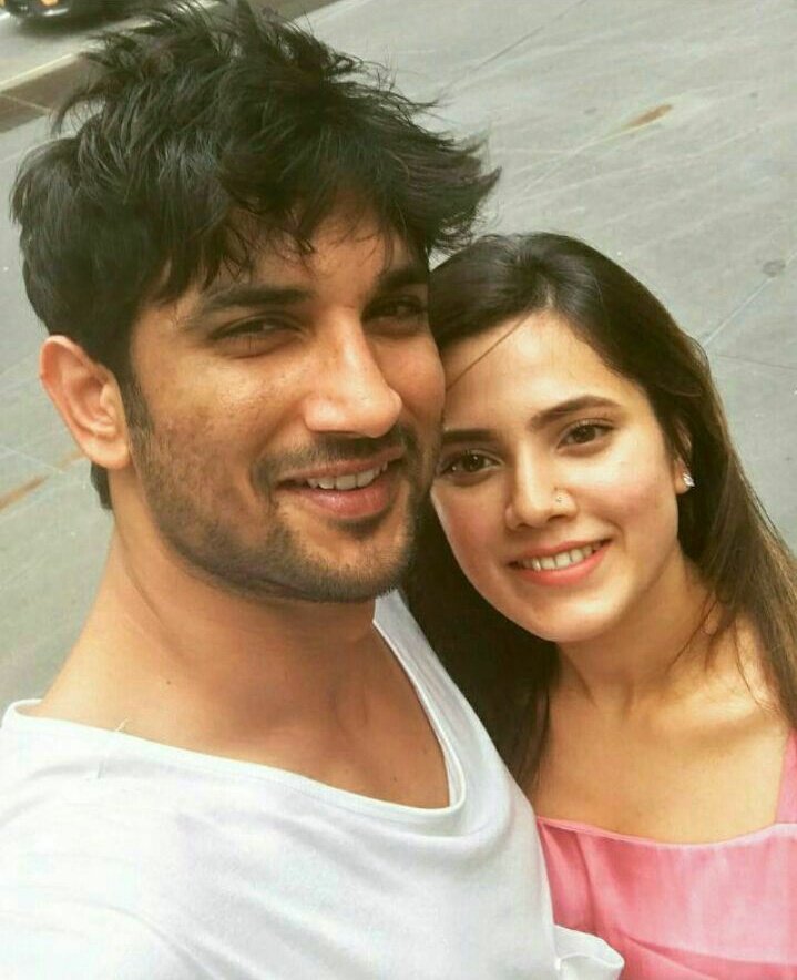 its_krutika's tweet photo. They: why are you so obsessed with Sushant? Forget him!

Me: I wish you could have once known him! Than, you would have not asked me this question.
Bdw, who forgets to breath? He's my life🙂❤

@itsSSR 
WORLD LOVES SUSHANT https://t.co/gSyvVCtUYO