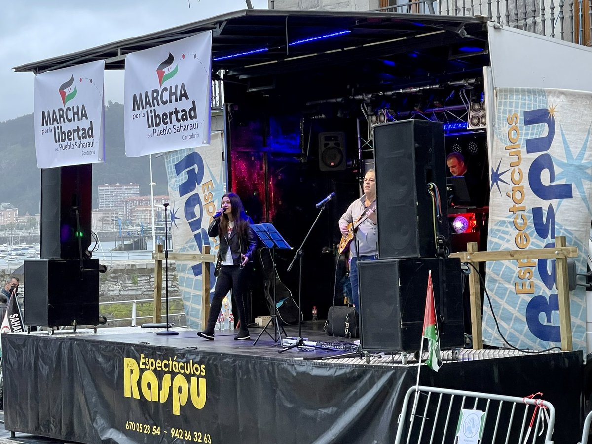 herransusana's tweet photo. ▶️ Hoy acudimos al acto de la #MarchaPorLaLibertadDelPuebloSaharaui 🇪🇭

💪🏽 Todo el reconocimiento a l@s participantes en esta marcha que parte mañana desde #CastroUrdiales destino #Madrid para defender esta causa.

#SaharaLibre 🇪🇭
#CastroSolidario https://t.co/8RfboH31oV