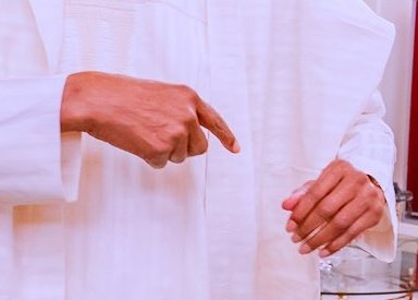 Officialefizzy1's tweet photo. @BashirAhmaad @MBuhari Nah like this we go f**k you up ehnnnnn. https://t.co/6vtxltQBtk