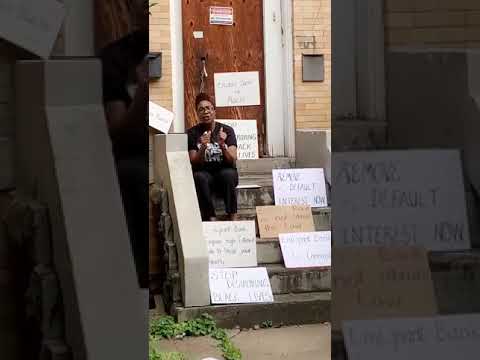 EqualFlatbush's tweet photo. Sign the petition to hold #EmigrantBank accountable for racism against homeowners of color today!  https://t.co/5Gw60uVg4D    
Protest  #EmigrantBank 6/4  at 12:30pm
5 E 42 Street in #Manh
Watch VIDEO https://t.co/xQZMNtVEPm  #BlackHomeOwnersMatter #BrooklynIsNOTforSale https://t.co/jewlwGzSq4