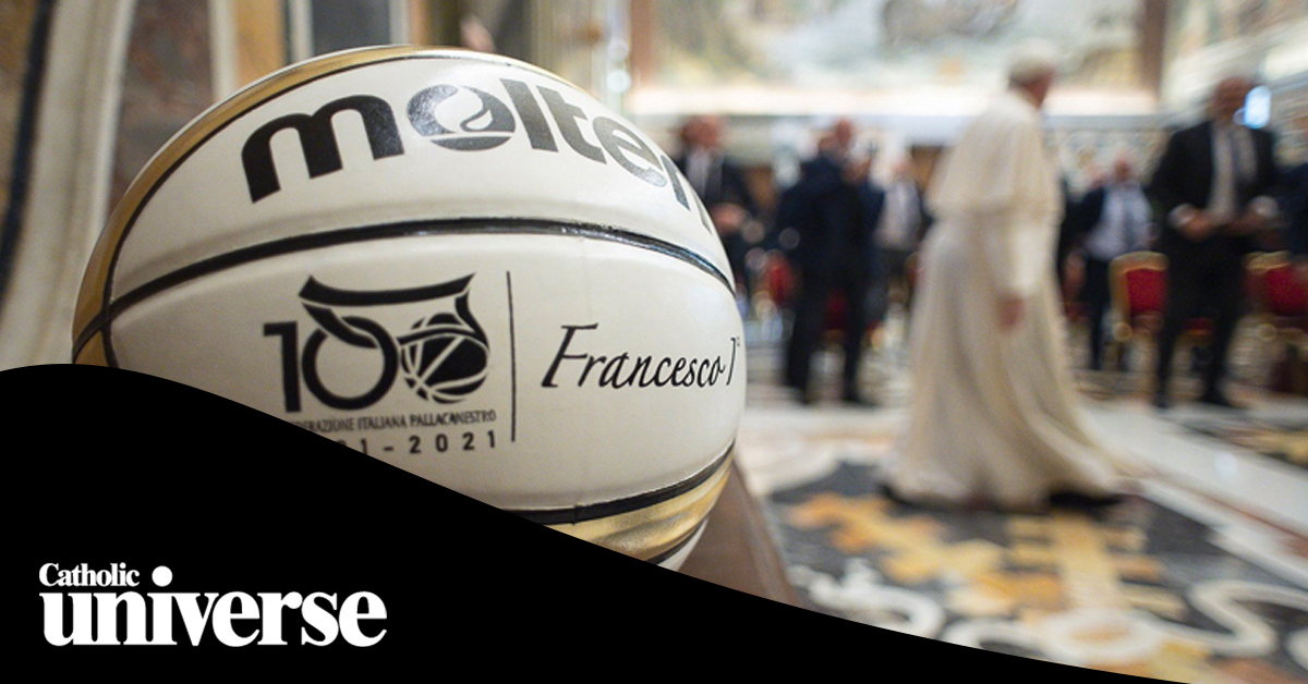 Learn how to find victory in ‘losing,’ pope tells athletes.

A real winner knows how to find victory even in losing, Pope Francis told a group of athletes. 

thecatholicuniverse.com/learn-how-to-f…