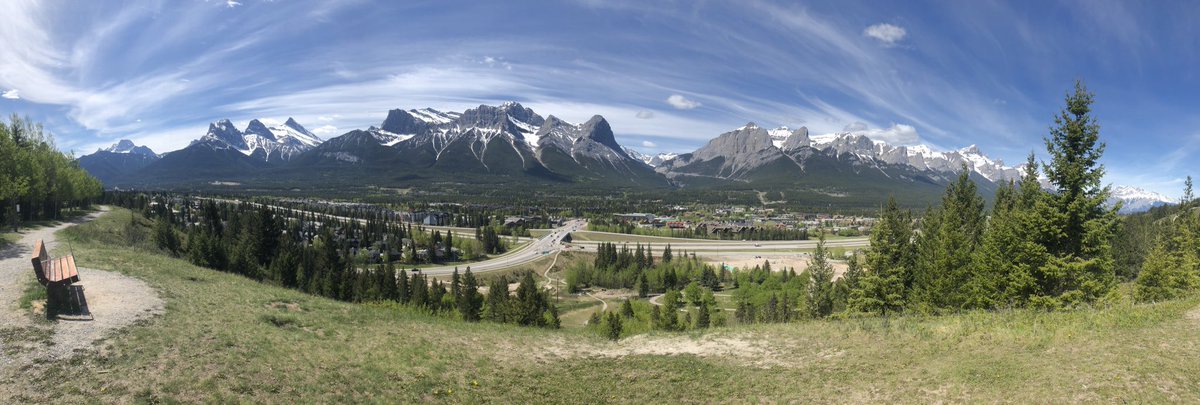 thais_rmt's tweet photo. Beautiful view!!! ❤️Canmore #canmore #naturelovers #view #gorgeousview https://t.co/NvQV1QNca7