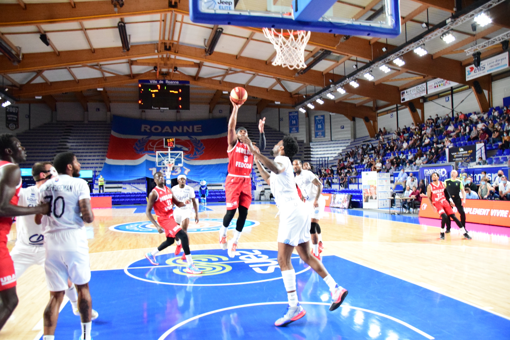 AS Monaco Basket on Twitter: "⚔️ Les 1⃣1⃣ points d'avance en début de