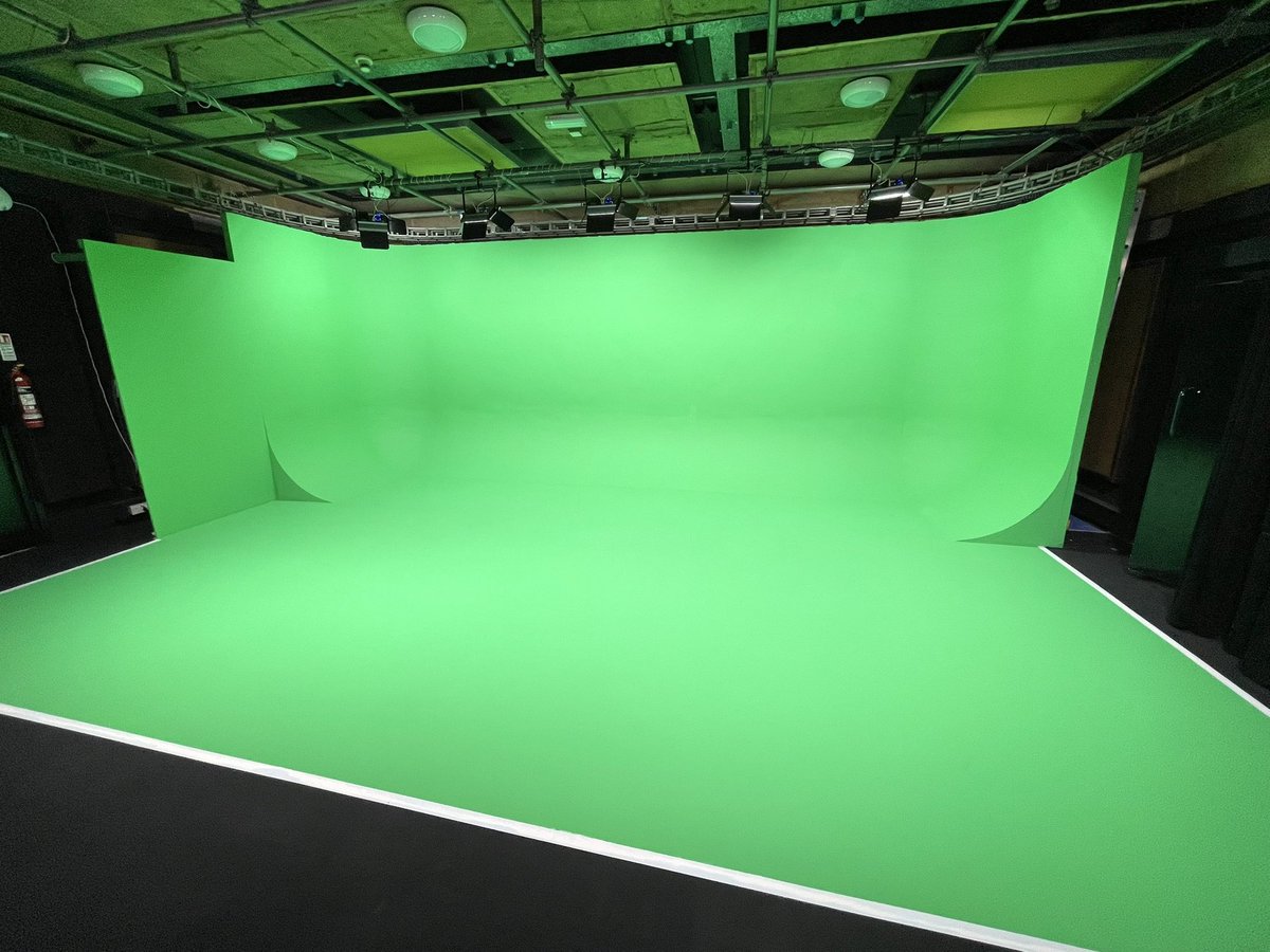 PrideCentre's tweet photo. Hello gorgeous…..finished and looking smart! #readytohire at the Pride Media Centre #studios https://t.co/wFo8zinM7c