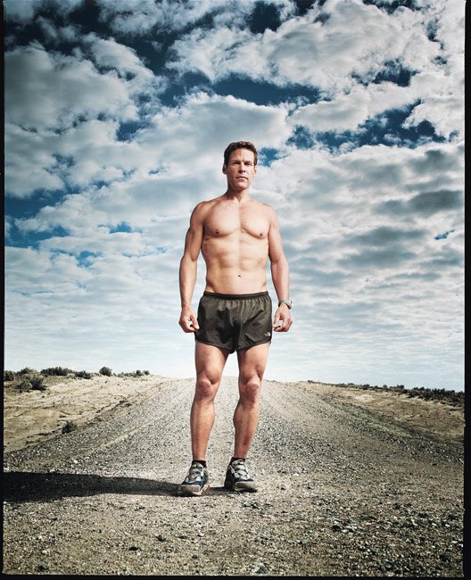 jimharshaw's tweet photo. Strength running.
Now I get it, @JasonFitz1. Just talked to @DeanKarnazes. Dude has run hundreds of ultras. Never had an injury. He’s kinda jacked! #strengthrunning #GlobalRunningDay #fitness https://t.co/oB4IQZVere