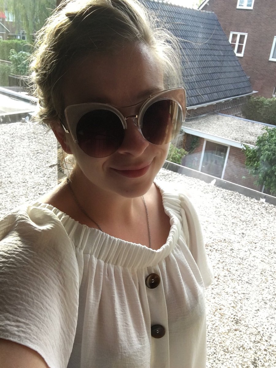 Hello sunshine 😍 time to bring out the sunnies #ThrowbackThursday