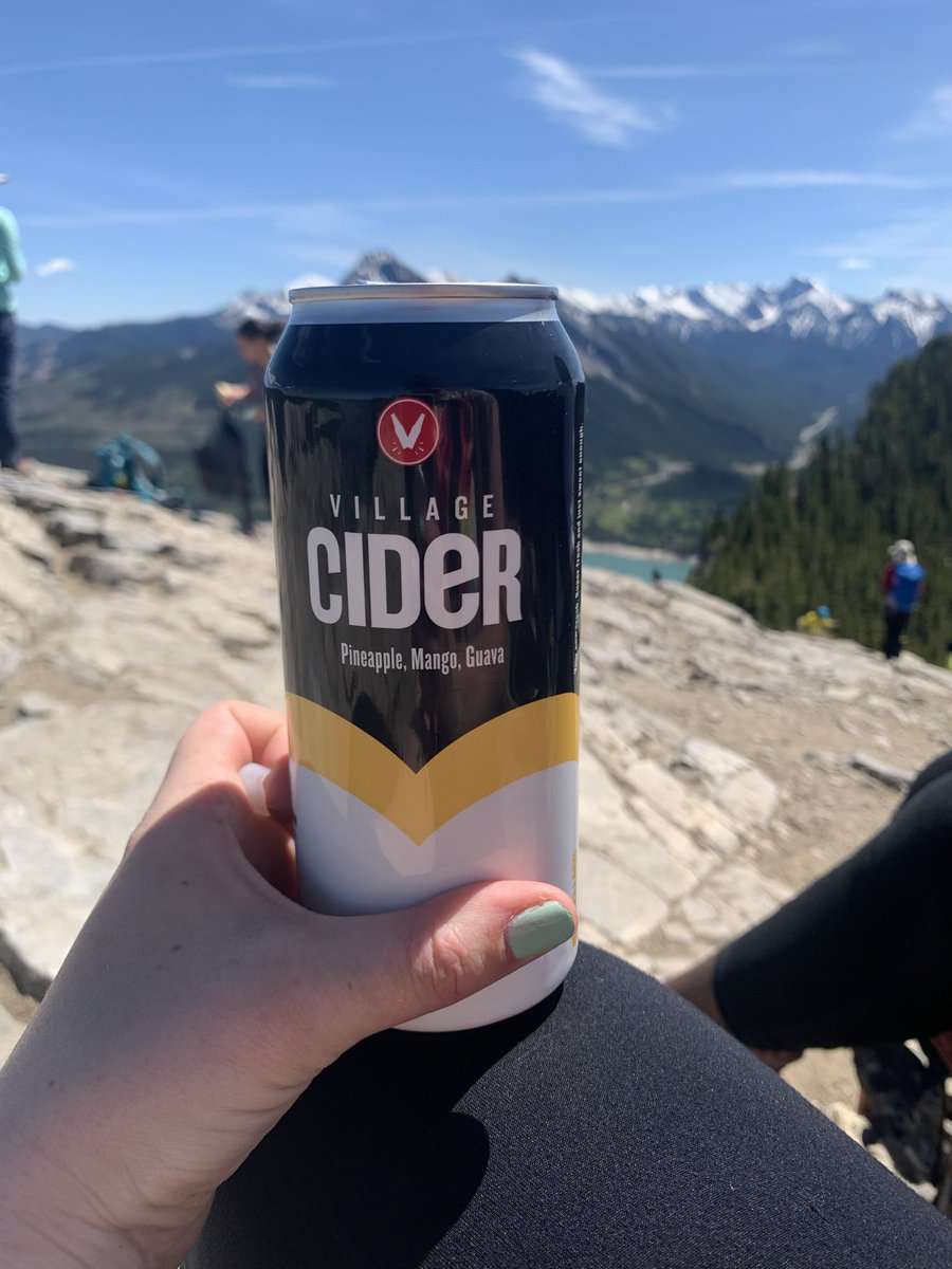 Happy #WorldCiderDay! Celebrate this special day with delicious cider from the top of a mountain, the comfort of your back deck, on a sunny patio, or wherever you choose. Try our new Tropical Cider with Pineapple, Mango &amp; Guava.  Thanks to Lyndsay for the epic photo. Cheers!
