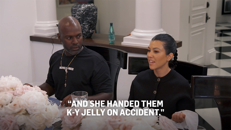 kardskatchup's tweet photo. The Momager. Ready for any situation 😂😂😂 #KUWTK https://t.co/l9lE9k62Gn