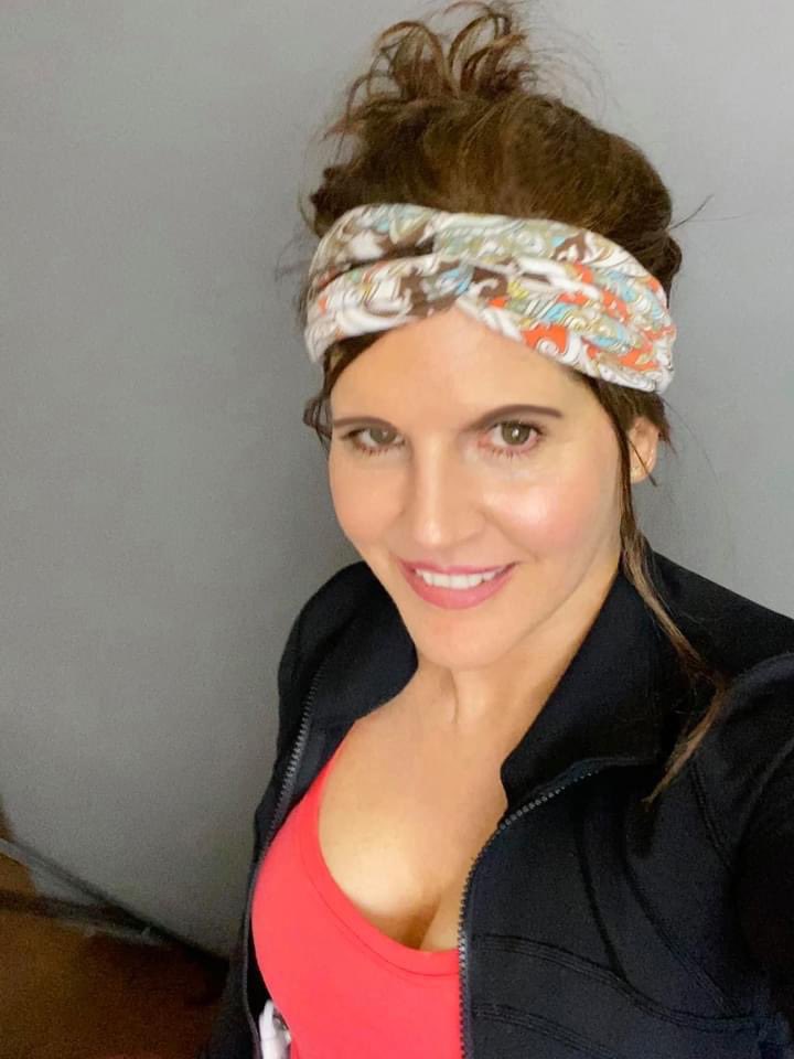 LizetBenrey's tweet photo. Thank you @keadamus enjoyed working with you, says the very unlovely Nikola! 
🙏 Awards
@tagorefilm @BlackswanIff 
#LIAFF #CICFF

#lockdownfilm #shortfilm #comedy
#katarzynaadamus #lizetbenrey https://t.co/n5sK9tAPDz